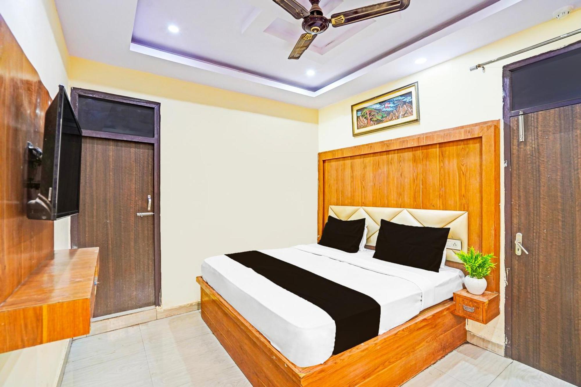 Super Hotel O Charbagh Formerly Khalsa Inn Lucknow Eksteriør billede