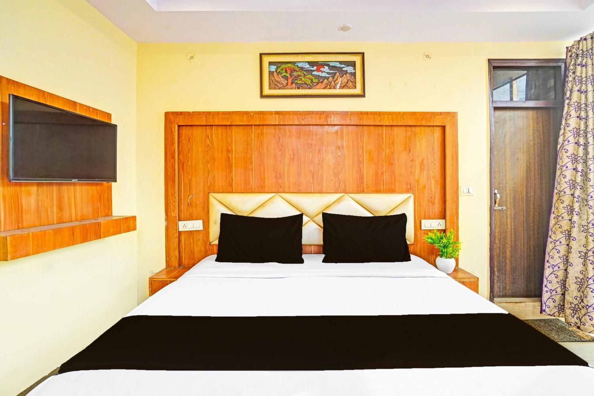 Super Hotel O Charbagh Formerly Khalsa Inn Lucknow Eksteriør billede