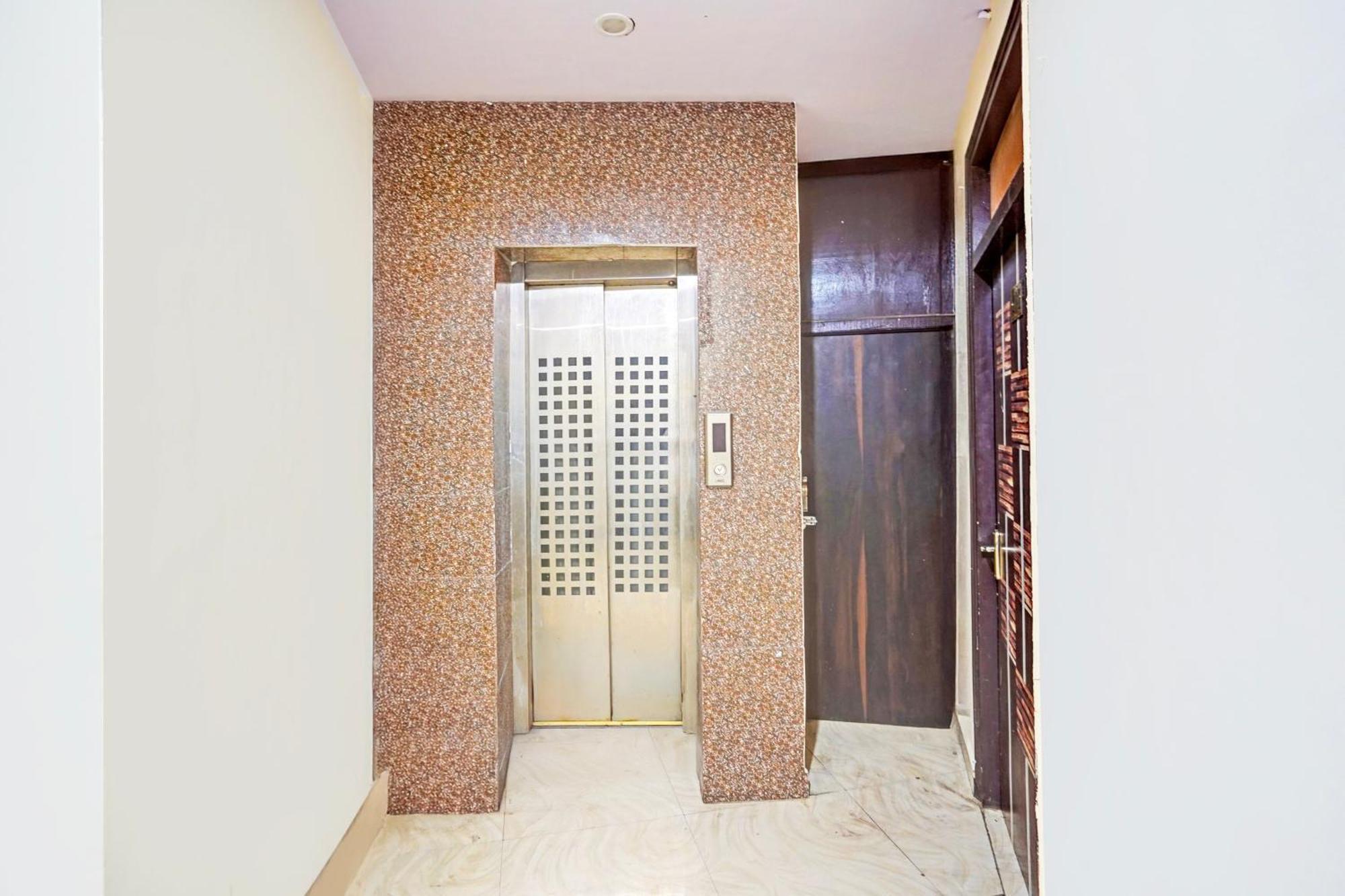 Super Hotel O Charbagh Formerly Khalsa Inn Lucknow Eksteriør billede
